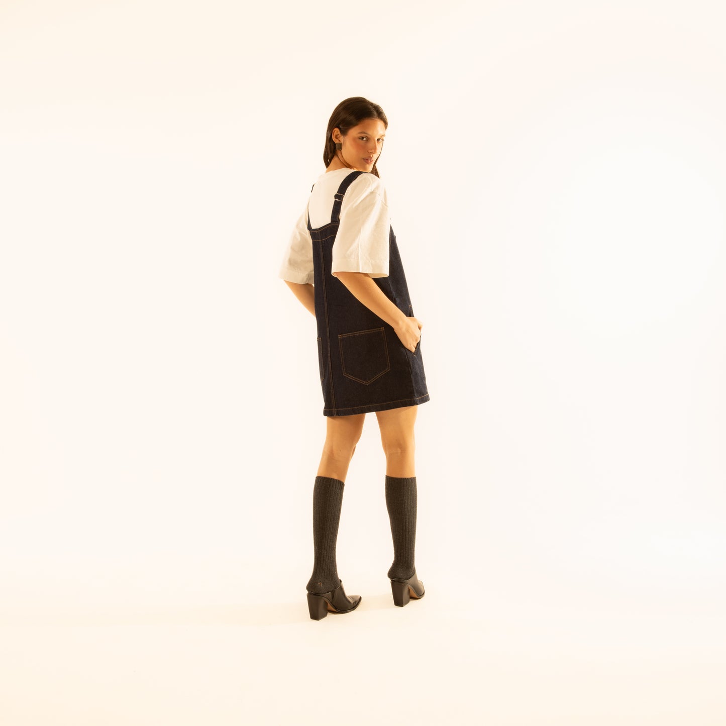 Vestido Jardineira Jeans