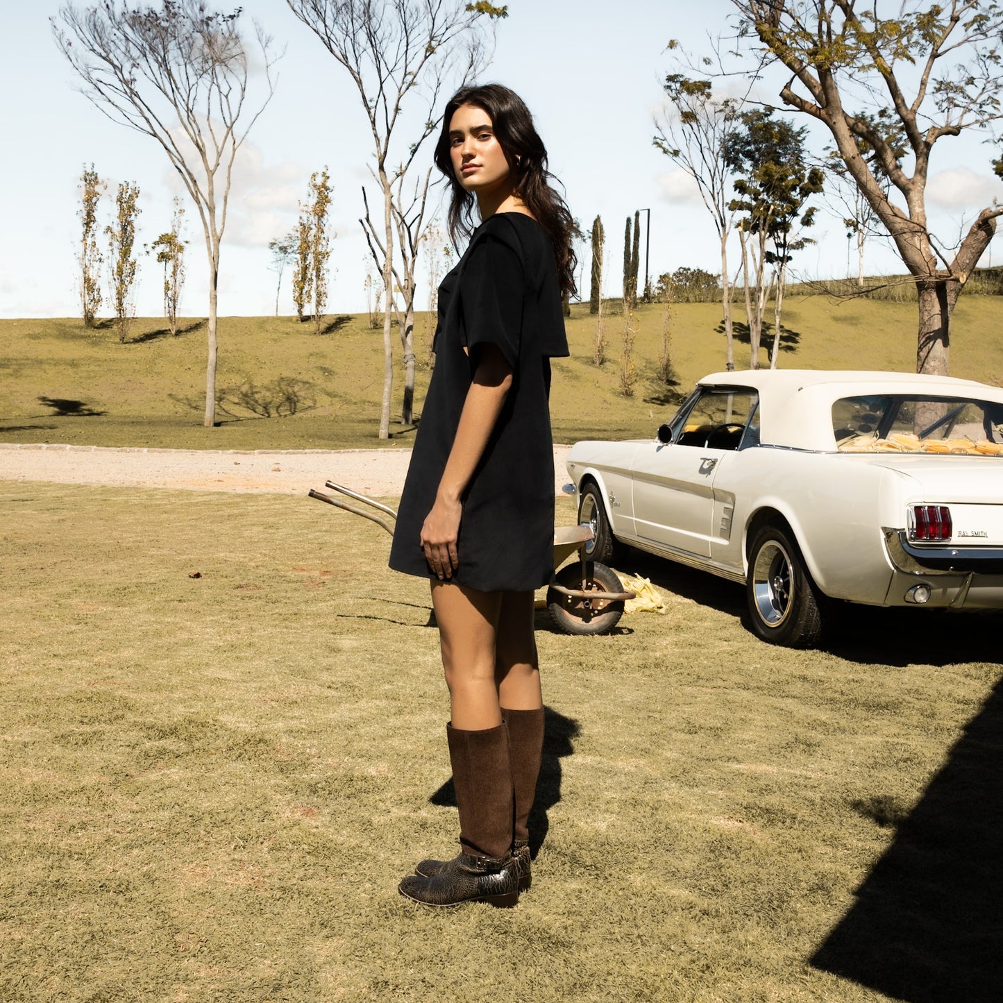 Vestido Suspensório Veludo Preto