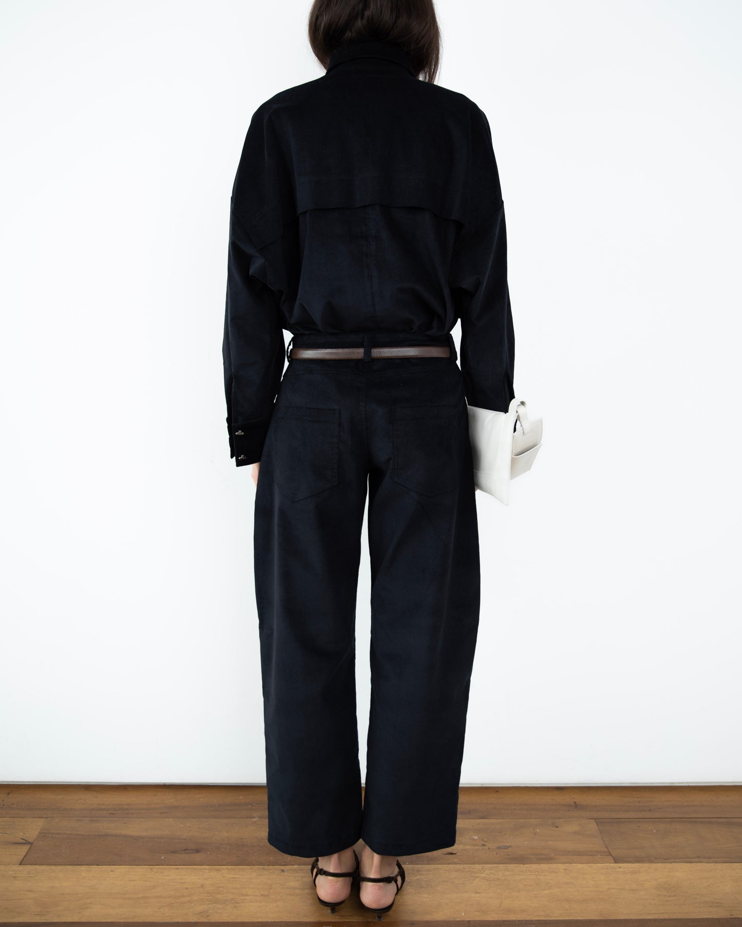 Calça Barrel Veludo Cotelê Preta