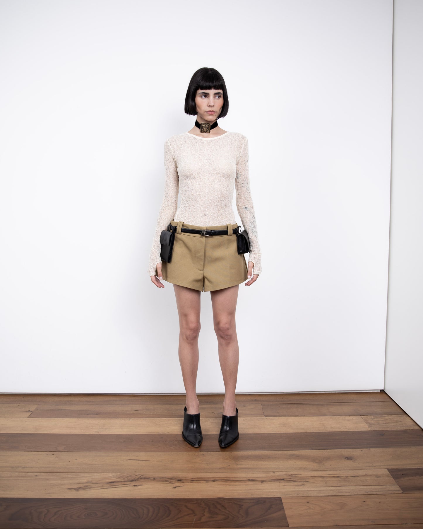 Shorts Instinto Caqui