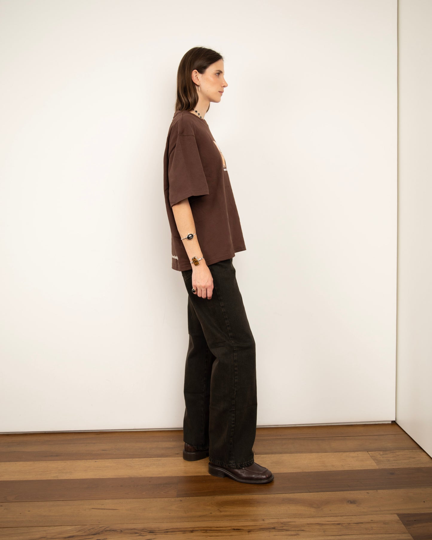 Camiseta The Neighborhood Marrom