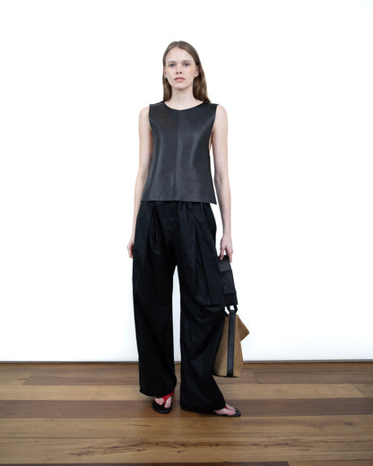 Halter Top de Couro Preto