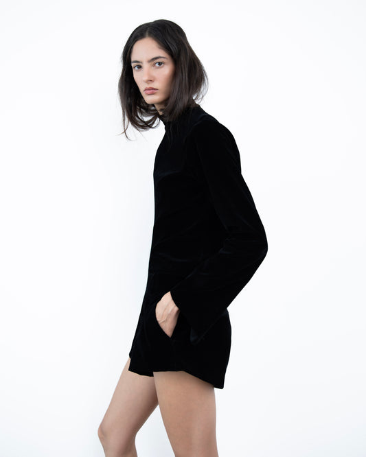 Blusa de Veludo Gola Alta Preta