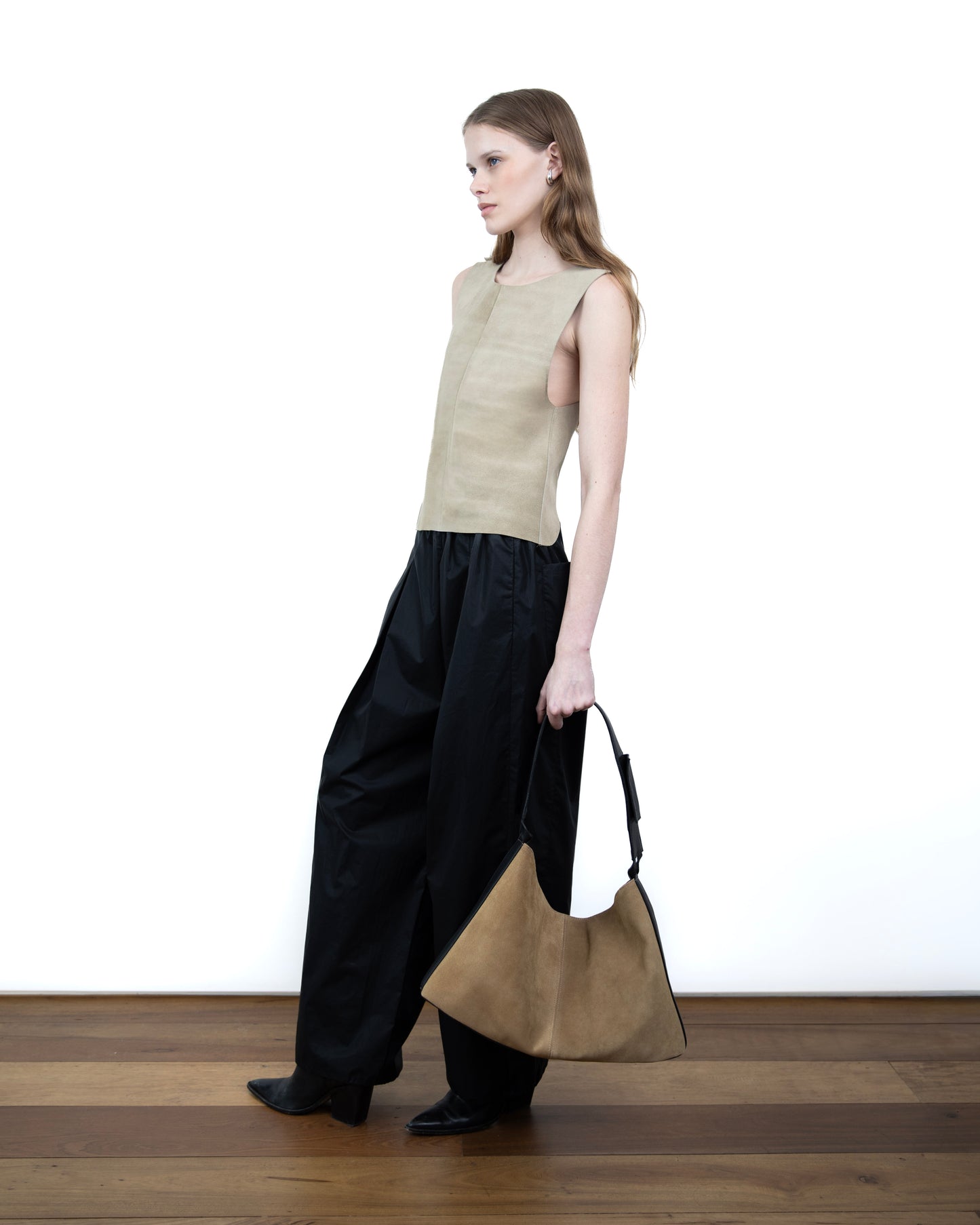 Halter Top de Couro Areia
