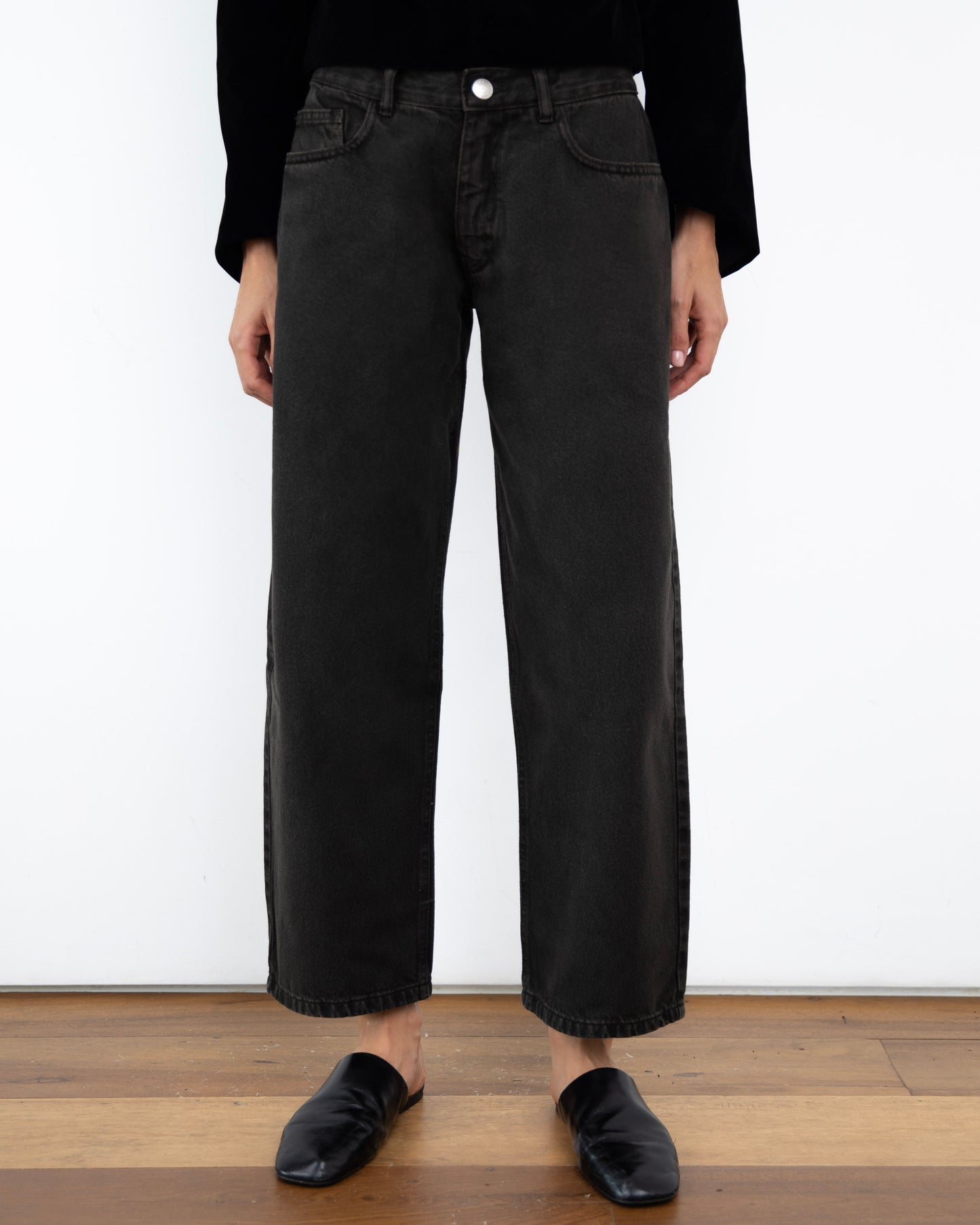 Calça Barrel Jeans Preta Cintura Média