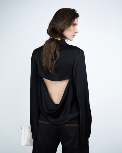 Blusa Dégage Acetinada Preta