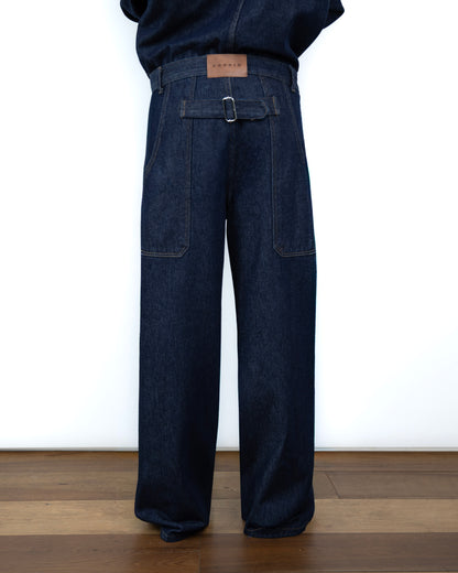 Calça Reta Recortes Jeans