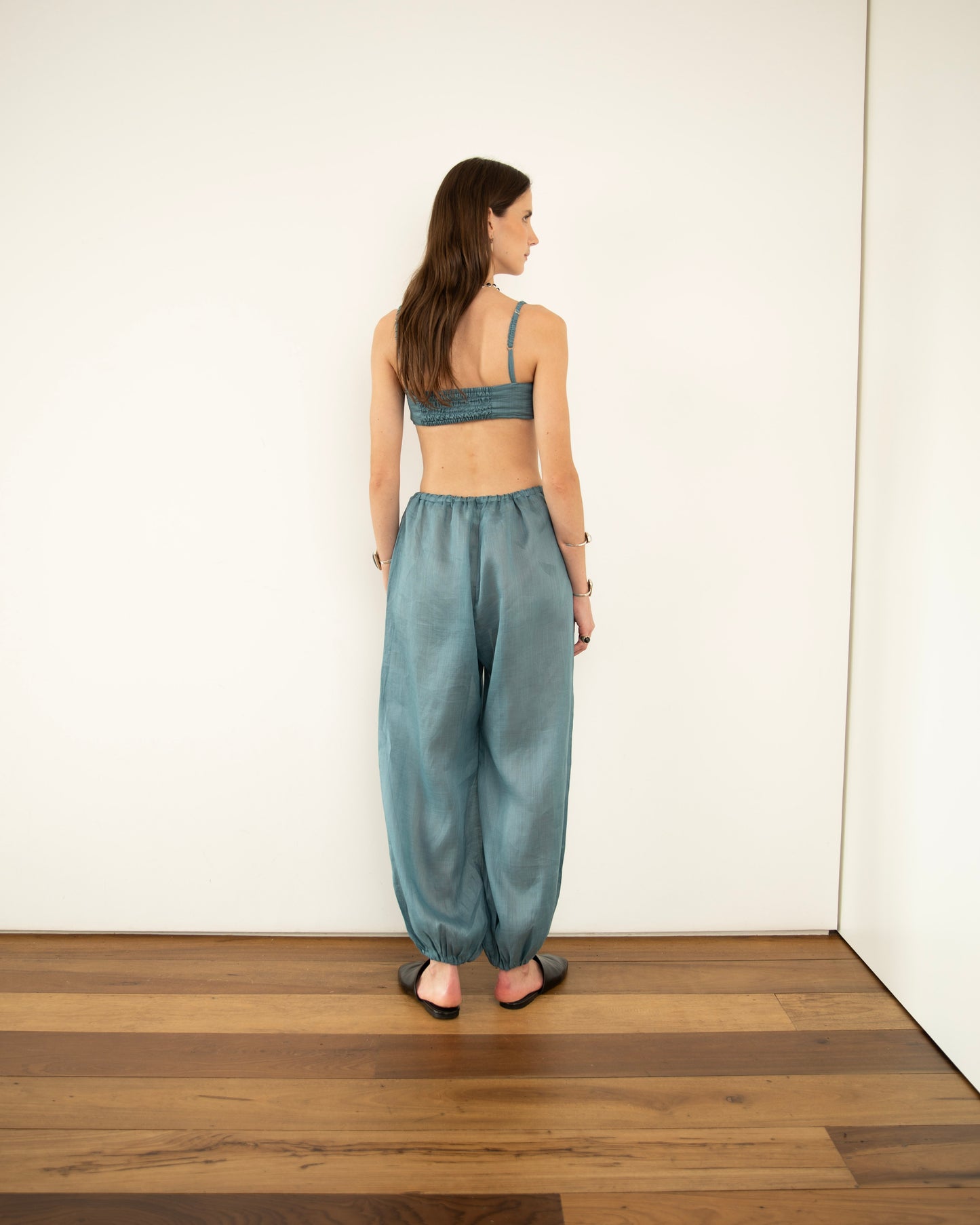 Calça Balonê Voil de Linho Azul