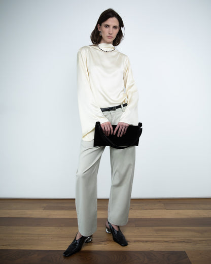 Blusa Dégage Acetinada Creme