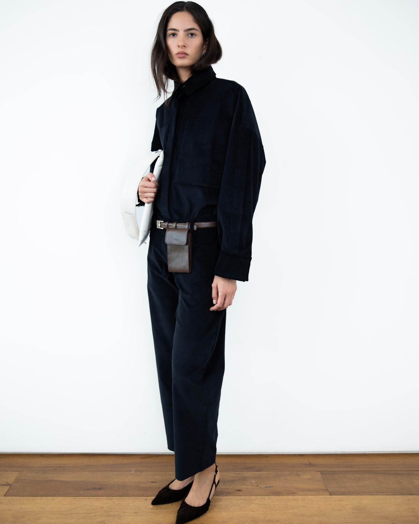 Calça Barrel Veludo Cotelê Preta