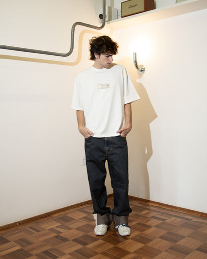 Calça Jeans Barra Cartas Bordadas Marrom