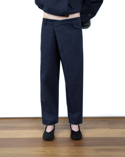 Calça Transpasse Azul Marinho
