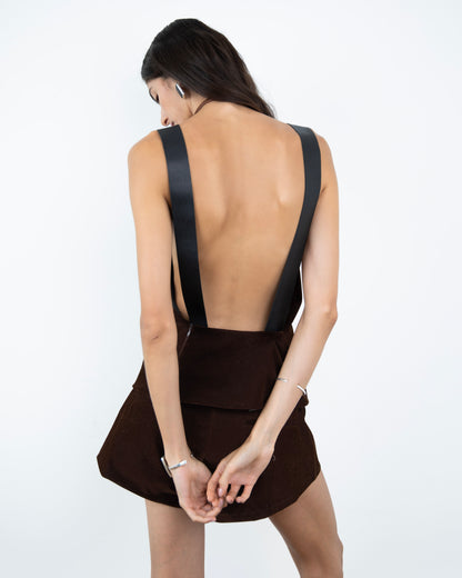Halter Top de Veludo Com Alça de Couro Marrom