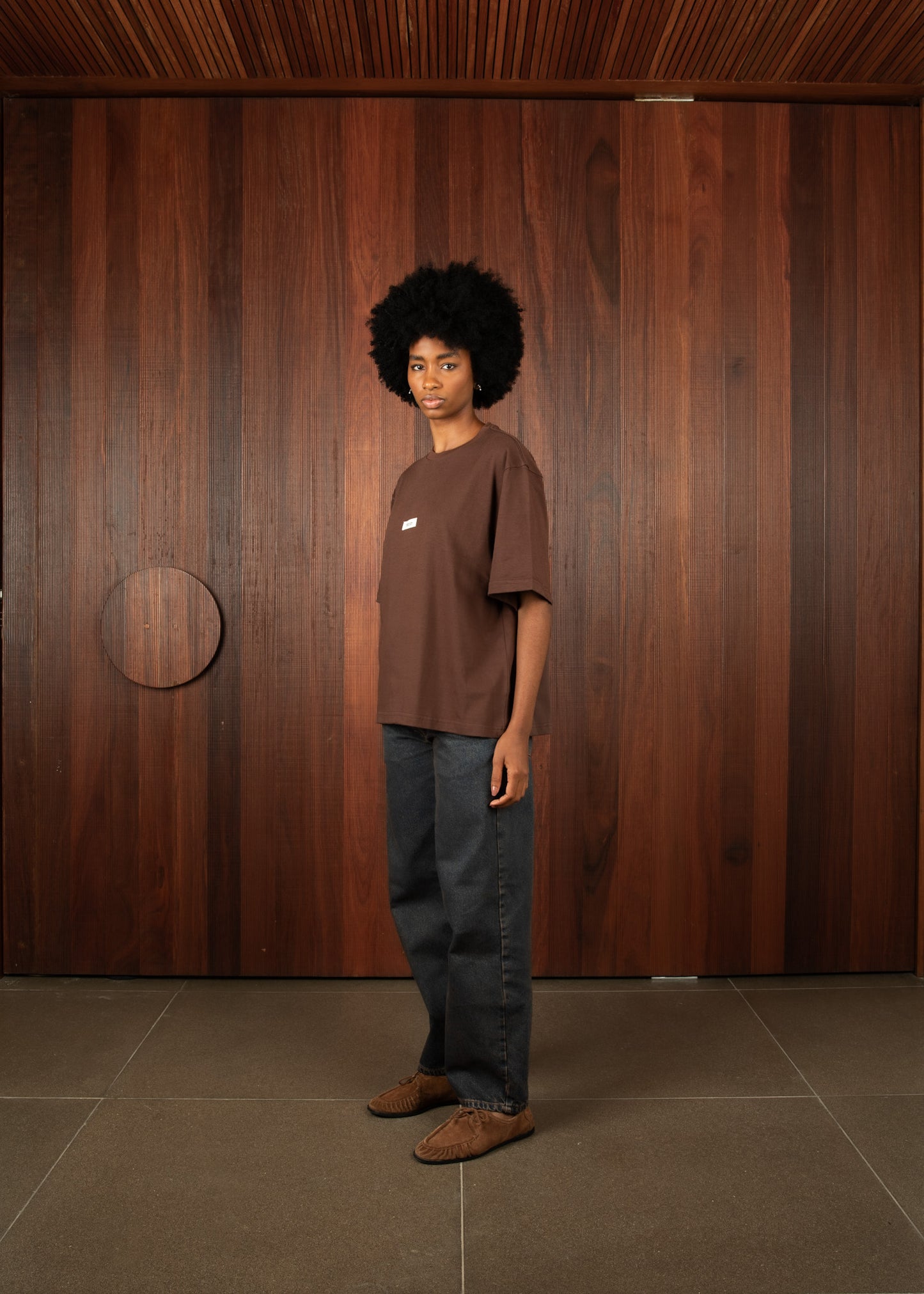 Camiseta Chaise Marrom