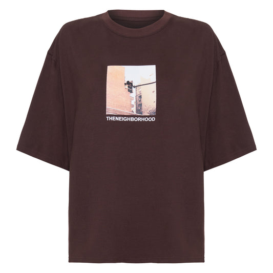 Camiseta The Neighborhood Marrom
