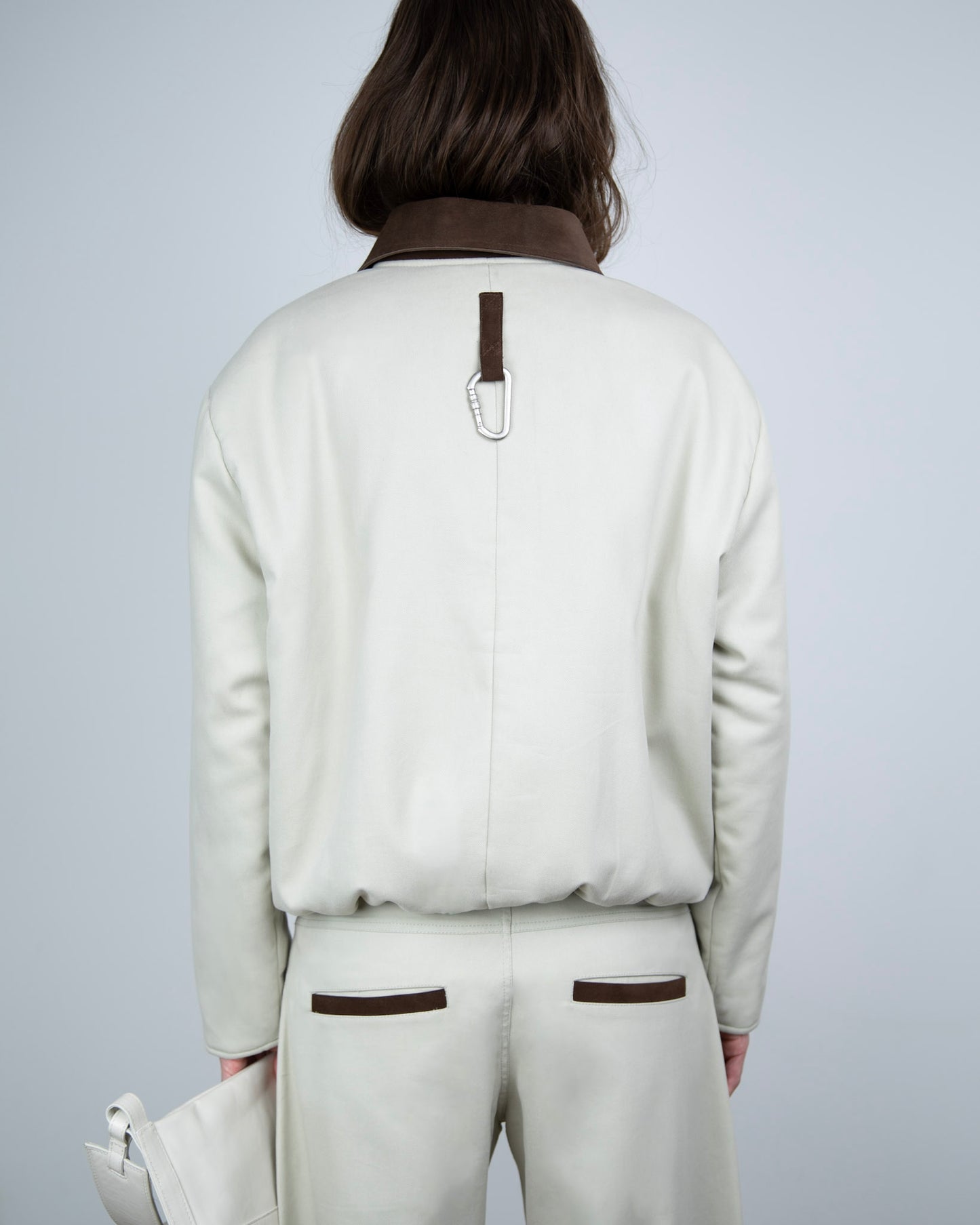 Jaqueta Gola Camurça Cinza Limited Edition