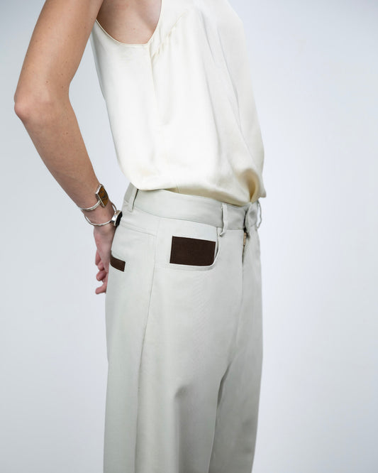 Calça Balloon Bolso Camurça Cinza Limited Edition