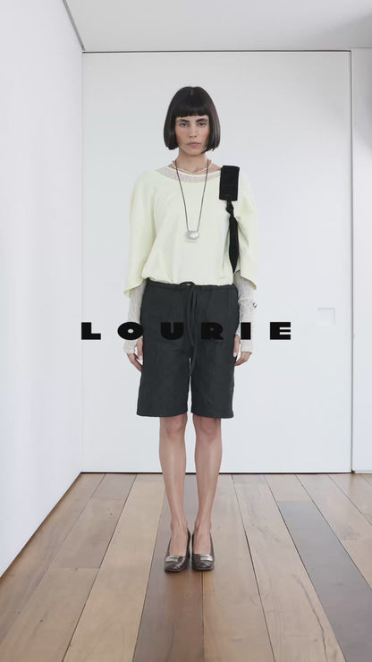 Bermuda Matelassê Preta Limited Edition